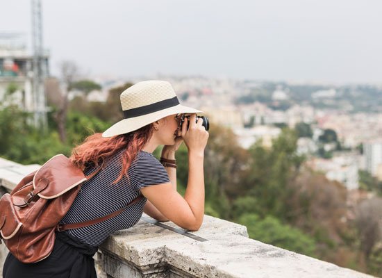 配偶起诉第三者返还财产,赠与方应列为被告还是第三人?——诉讼架构与实务策略分析